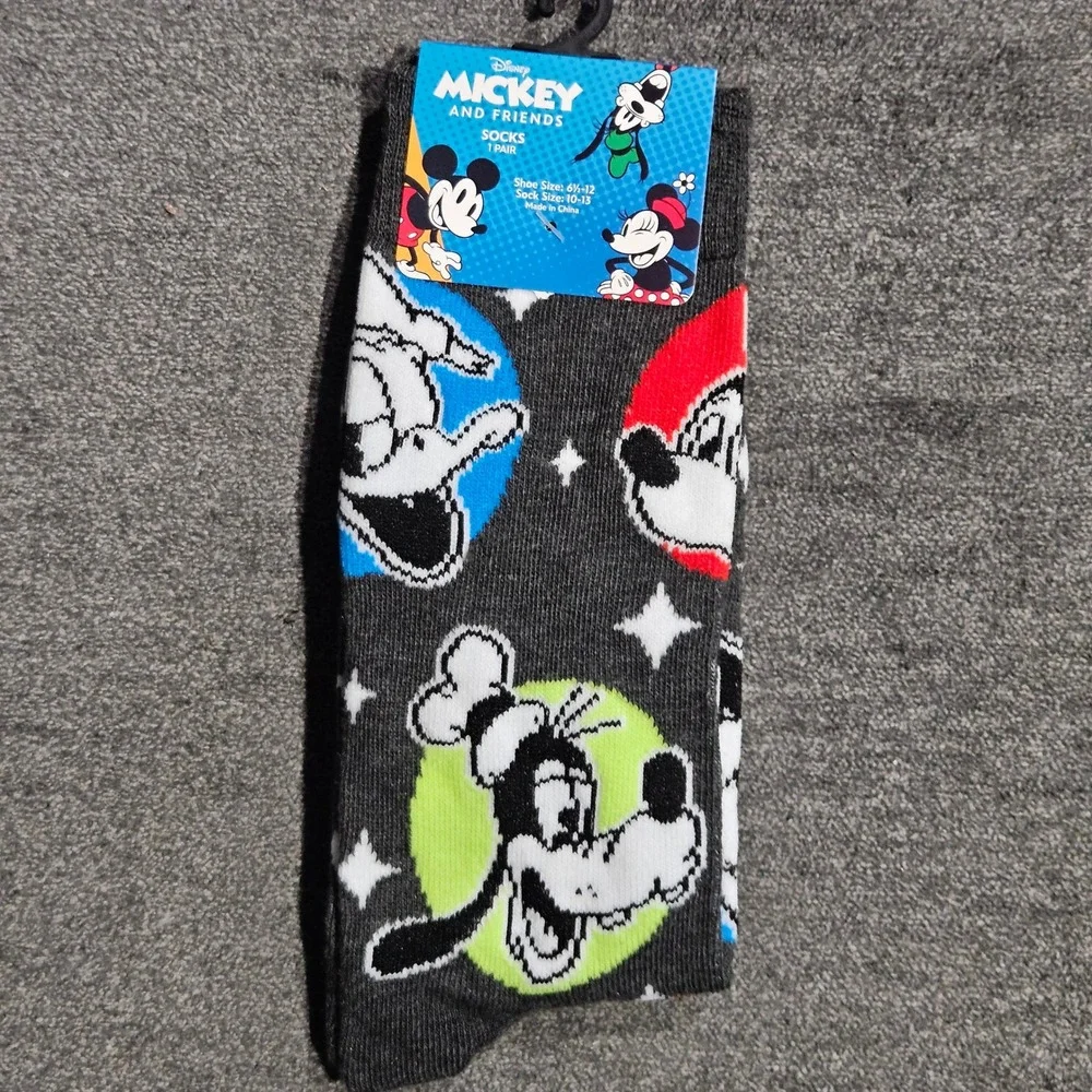 Disney Mickey and Friends Mens Crew Socks Gray Multi Color Shoe Size 6.5-12 NEW